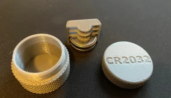CR2032 Контейнер для батареек-таблеток...