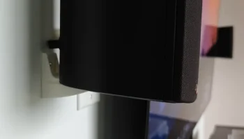 Настенное крепление для динамика Klipsch ProMedia 2.1
