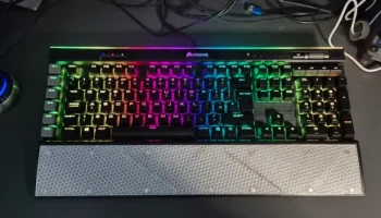 Замена упора для рук Corsair K95 с магнитными карманами... 1