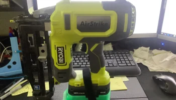 Батарейный башмак Ryobi