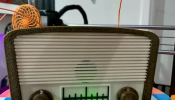 Theremin Vintage Radio Case Remix