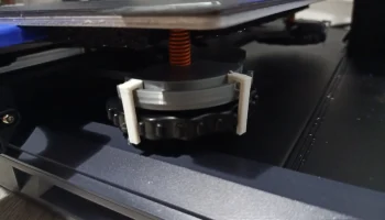 ЗАБЛОКИРОВАТЬ СТУПЕНЬ (ДЛЯ ENDER 3 S1/S1PRO)/УРОВЕНЬ СТОЛА 1