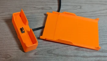 крепление Pixel 7 Pro с чехлом Spigen USB для Subaru Le... 4