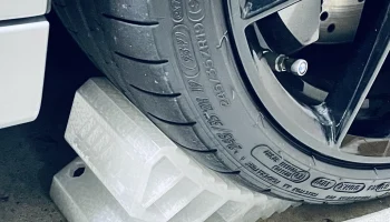 Колесные колодки BMW M Performance Колесные колодки BMW M Performance