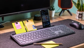 Logitech MX Keys - клавиатурная станция 1