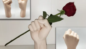 Скульптура "Цветок, держащая руку"......
