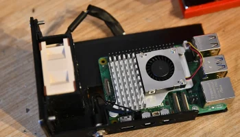Корпус Raspberry Pi 5 с вентилятором Noctua NF-A4x20 5 В 2