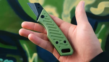 Складной универсальный нож EDC 1