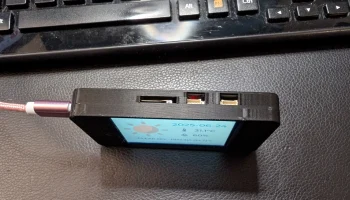 CYD ESP32-2432S028 Корпус 1