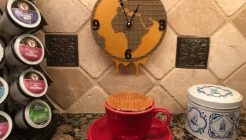 Мировые часы StroopWafel Мировые часы StroopWafel