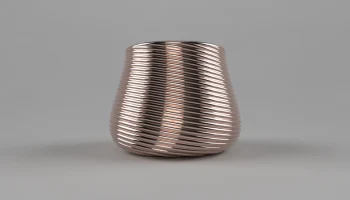 Vase 05