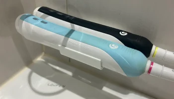 Двойной держатель для зубных щеток Oral-B Pro 2...