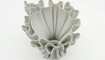 Wavy vase 3