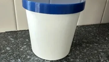 Контейнер для домашнего мороженого...