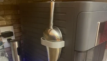 Держатель для совка для льда для совка Frigidaire Galler... Держатель для совка для льда для совка Frigidaire Galler...