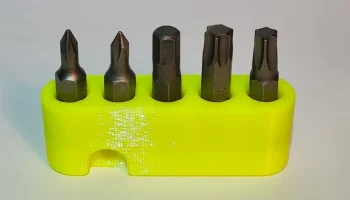 Магнитный держатель бит для аккумуляторной дрели.......