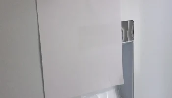 Забавный нож-магнит на холодильник...... 1