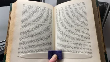 The Book - комбинированная закладка и держатель страниц.... 2