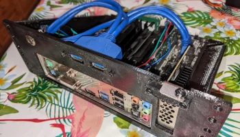 Корпус Mini ITX для 10-дюймовой стойки 2