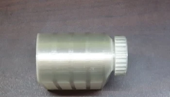 Контейнер для осушителя с завинчивающейся крышкой...... 3