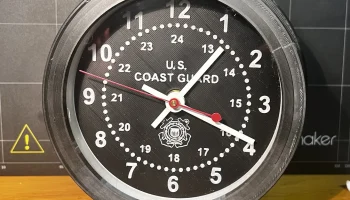 Корабельные часы USCG или USN, могут монтироваться на пе... Корабельные часы USCG или USN, могут монтироваться на пе...