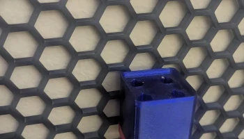 Магнитная опорная пластина Screwiverse Gridfinity...... 1