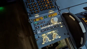 Панель управления радиосистемой Airbus A320 [RMP] 1
