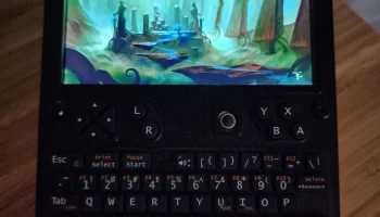 Крепление внешней антенны Clockwork Pi uConsole....