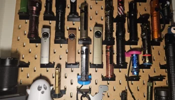 Магнитный держатель зарядного устройства Olight для IKEA... 3