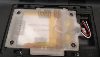 Большой батарейный отсек для Wii U GamePad Большой батарейный отсек для Wii U GamePad