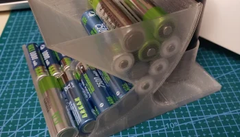 Легко распечатываемый диспенсер для батареек типа АА и А...