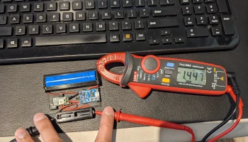 Настенные часы AA в 18650 Drop In Conversion 1