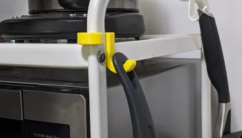Кухонные крючки для сковород или кастрюль