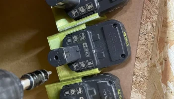 Держатели аккумуляторов Ryobi 2/4 Ач 1