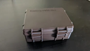 Baofeng uv5r mini - прочный ящик 1