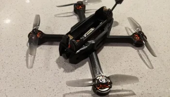 DRONI 140-26FC 1S 18650 FPV четырехрамный 1