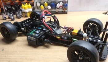 Tamiya F103 Держатель для LiPo батареи D10 1