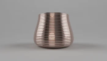 Vase 04
