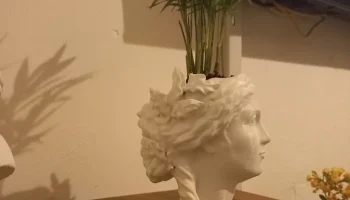 vase angel 1