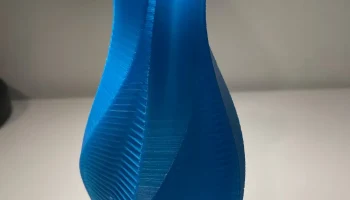 Витая ваза с нитями для Prusa MINI 5