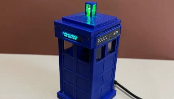 Часы Tardis со светодиодом RGB