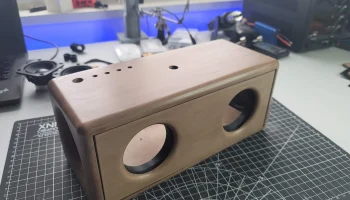 Модель Bluetooth колонки "под дерево" 2