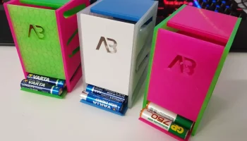 Диспенсер для батареек AAA Micro V2 (Batteriespender) 1