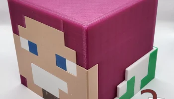 Голова Базза Лайтера-копилка - тема Minecraft... 1