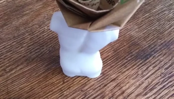 Ваза Diadumenos Ken Torso Sprial 2