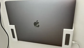 Подвес для MacBook Pro (15-дюймовый, 2018) на стену