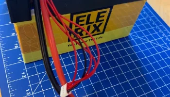 Крышка батарейного отсека ELERIX EX-L50K 1