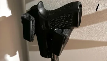 Магнитная кобура для пистолета - подходит для Glock и др...
