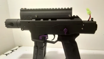 Mosquito (открытая бета-версия V2) Верхний батарейный отсек 1