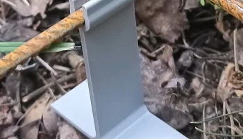 Стул из проволочной сетки с защелкой для заливки железоб...
